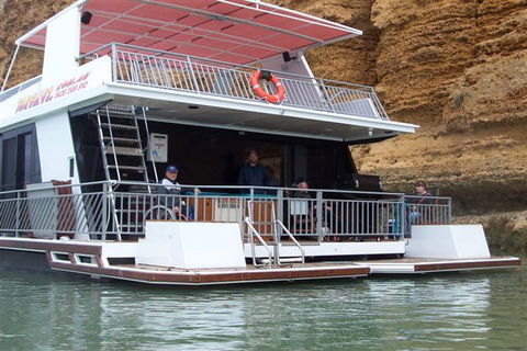 Takeme2 Houseboat - Tourism Townsville 2