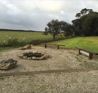 The Shore -Beachfront Accommodation - Tourism Townsville