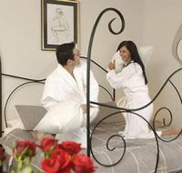 Wine  Roses Bed  Breakfast - Tourism Townsville