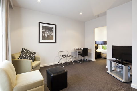 BEST WESTERN PLUS Ballarat Suites - Tourism Townsville 7