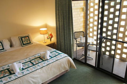 SACWA Accommodation - Tourism Townsville 2