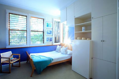 Queens Park Beach House - Tourism Townsville 8