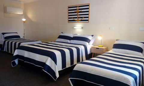 Sail Inn - Yeppoon - Tourism Townsville 2