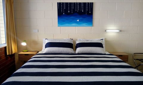 Sail Inn - Yeppoon - Tourism Townsville 6