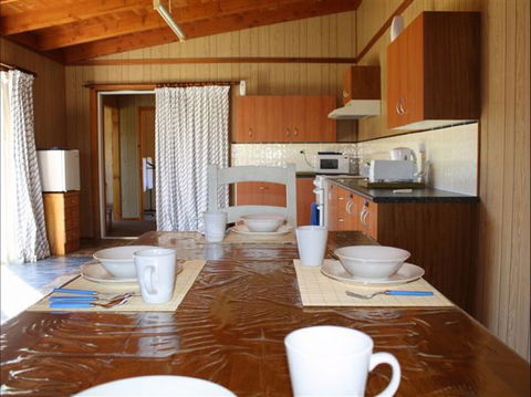 Toshas Place - Tourism Townsville 1