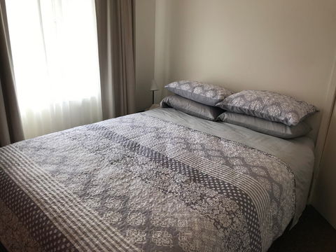 Annie's Hideaway - Tourism Townsville 4