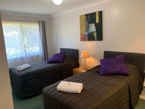 Obadiah Country Cottages - Tourism Townsville 7