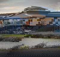 96 Marina Way Mannum Waters - River Shack Rentals - Tourism Townsville