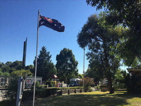 Acacia Caravan Park And Holiday Units - Tourism Townsville 1