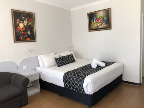 Queanbeyan Motel - Tourism Townsville 5