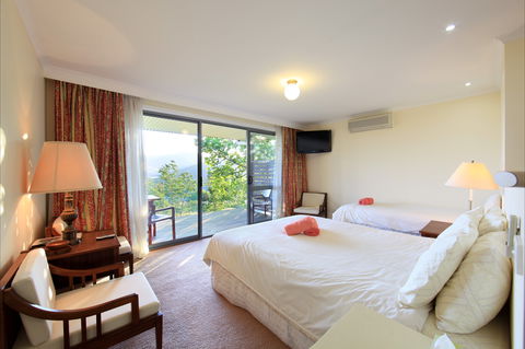 Queens Cottage - Tourism Townsville 0