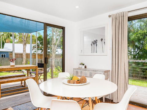 San Juan Surfers Cottage - Tourism Townsville 7