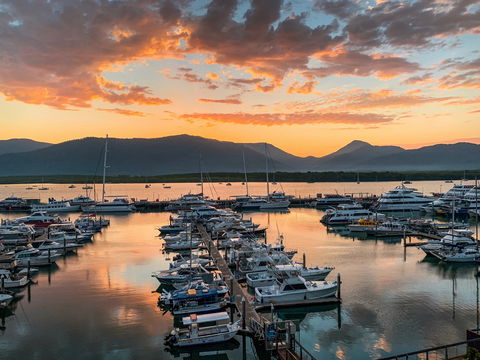 Shangri-la Hotel, The Marina, Cairns - Tourism Townsville 8