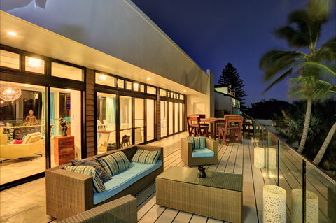 ZEN Beach Retreat - Tourism Townsville 5