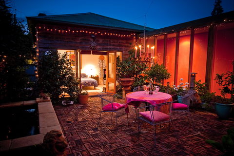 At Eleven, La Petite Maison - Tourism Townsville 0