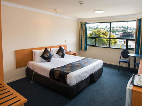 Black Buffalo Hotel - Tourism Townsville 1