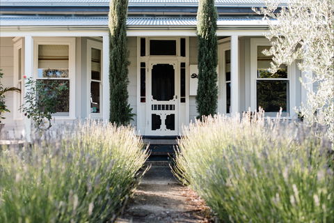 La Maison St Arnaud B&B - Tourism Townsville 0
