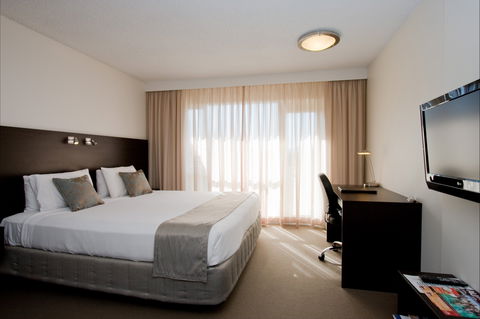 St Ives Apartments - Tourism Townsville 0