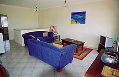 A Beachfront Villa Rockingham - Tourism Townsville 2