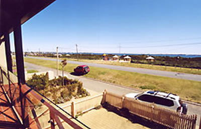 A Beachfront Villa Rockingham - Tourism Townsville 3