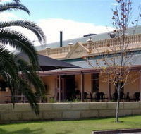 Dongara Hotel Motel - Tourism Townsville