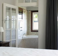 Caves House Hotel - Tourism Townsville