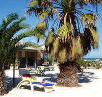 Tradewinds Seafront Apartments - Tourism Townsville