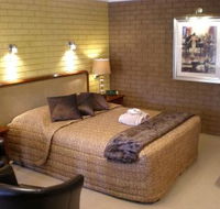 Estelle Kramer Motor Inn - Tourism Townsville