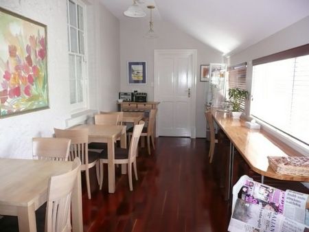 Arundels Boutique Accommodation - Tourism Townsville 5