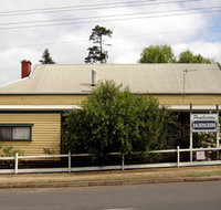 Pemberton Backpackers YHA  Budget Cottages - Tourism Townsville
