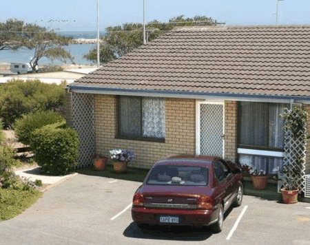 Port Denison Holiday Units - Tourism Townsville