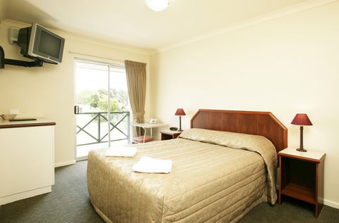 Bayswater Hotel - Tourism Townsville 2