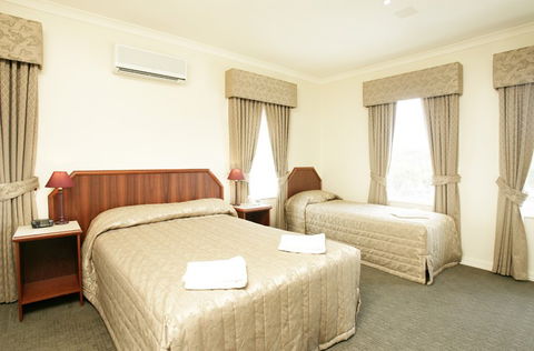 Bayswater Hotel - Tourism Townsville 3