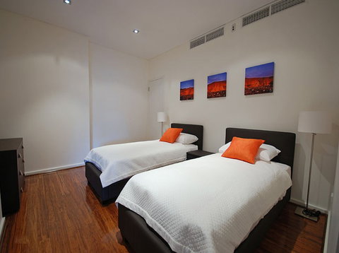 Gallery Suites - Tourism Townsville 0
