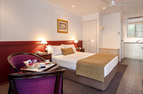 Central Studio Accommodation - Tourism Townsville 0