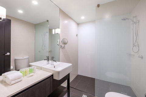 RACV/RACT Hobart Apartment Hotel - Tourism Townsville 0