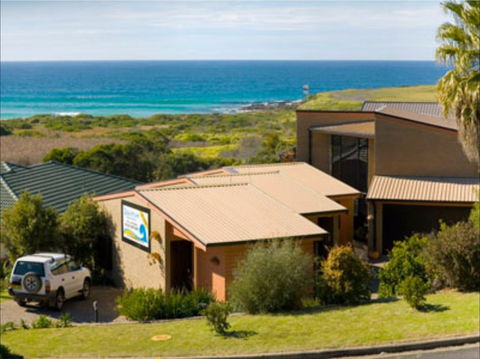 Beachfront Apartments Narooma - Tourism Townsville 0