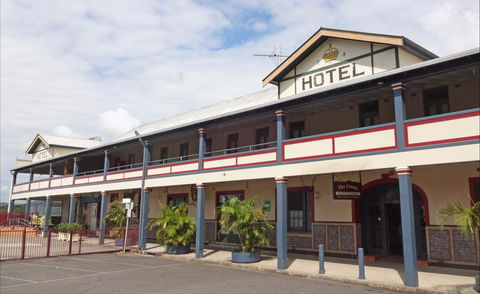 Crown Hotel Motel - Tourism Townsville 0