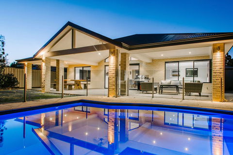 Fairways - Tourism Townsville 0