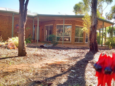 Munga Munga B&B - Tourism Townsville 0