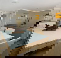 South Pacific Apartments - Tourism Townsville