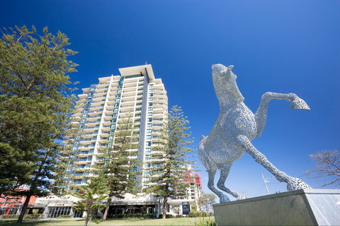 Mantra Broadbeach On The Park - Tourism Townsville 0