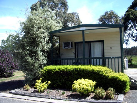Tandara Caravan Park - Tourism Townsville 0