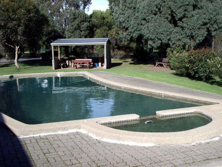 Tandara Caravan Park - Tourism Townsville 2