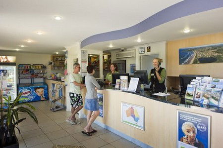 Lake Ainsworth Holiday Park - Tourism Townsville 2