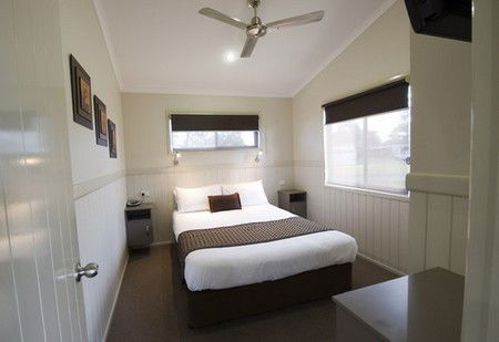 Lake Ainsworth Holiday Park - Tourism Townsville 5