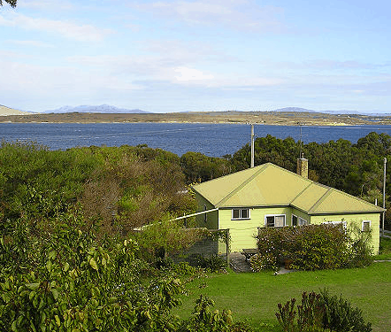 Lady Barron Holiday House - Tourism Townsville 3