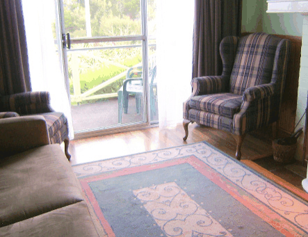 Lady Barron Holiday House - Tourism Townsville 4