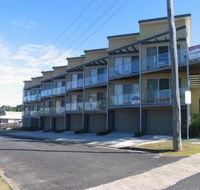 Seaspray Apartments - Tourism Townsville