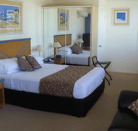 Surf Motel - Tourism Townsville